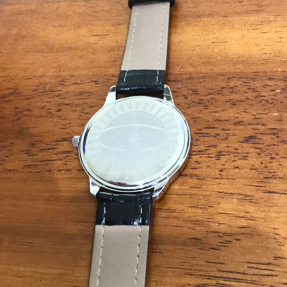 Watch - Picture 2 of 2